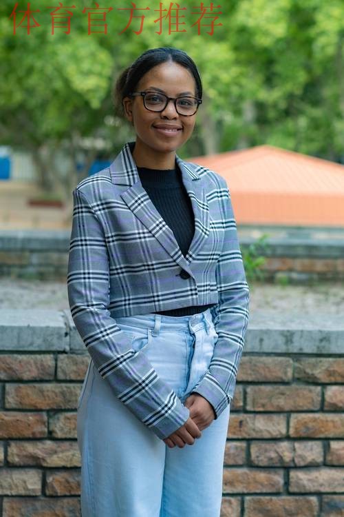 张剑会见毛里求斯青年和体育部部长